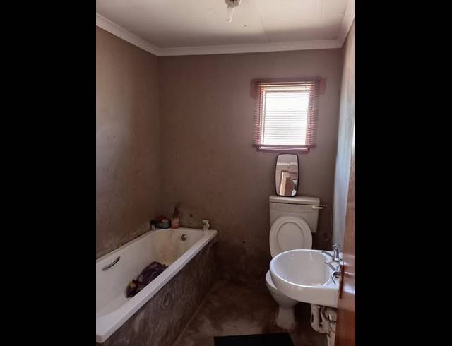 2 BEDROOM HOUSE FOR SALE IN KANANA PARK